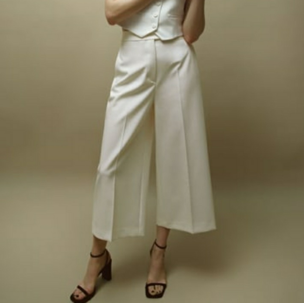 ZARA White pants